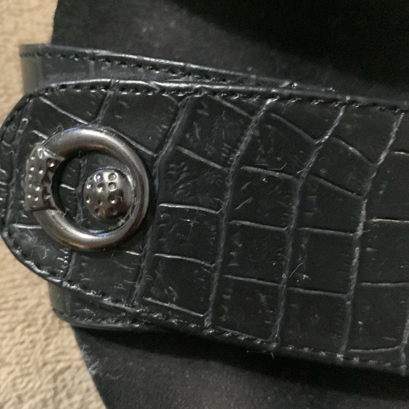 Easy Street Women’s Sandals. 10 - Picture 4 of 5